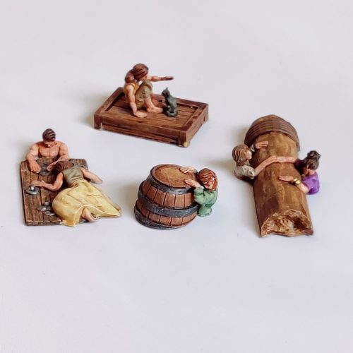 Overboard Women - Figure