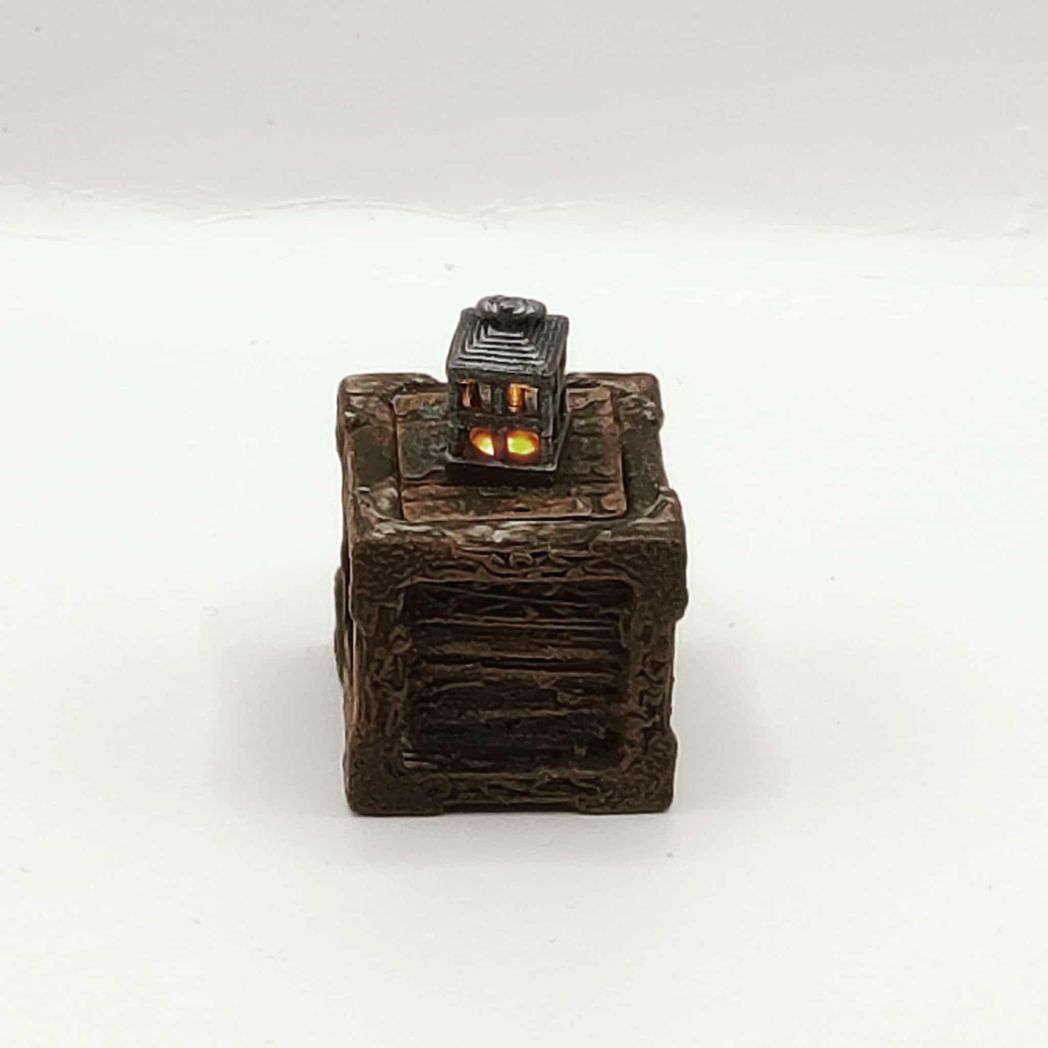 Lantern on crate 2